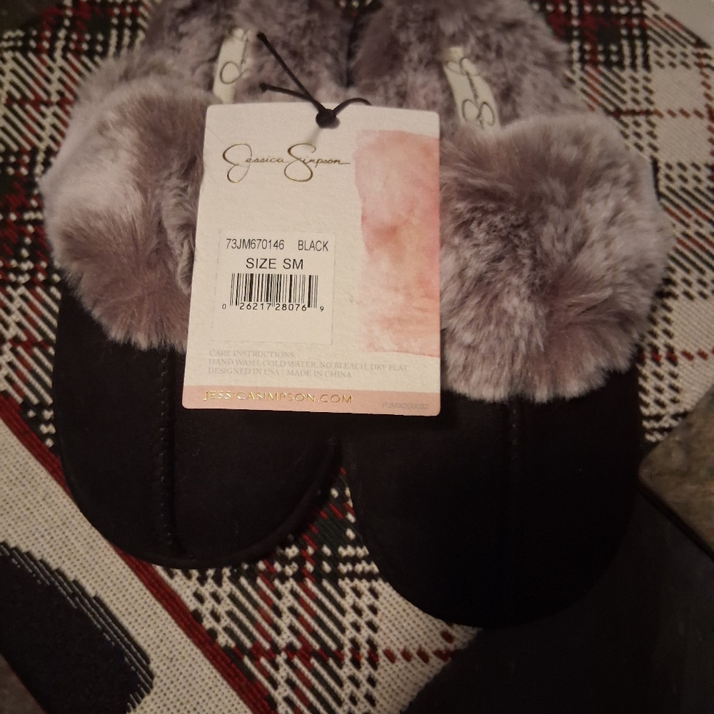 Jessica Simpson Black Slippers with Gray Fur